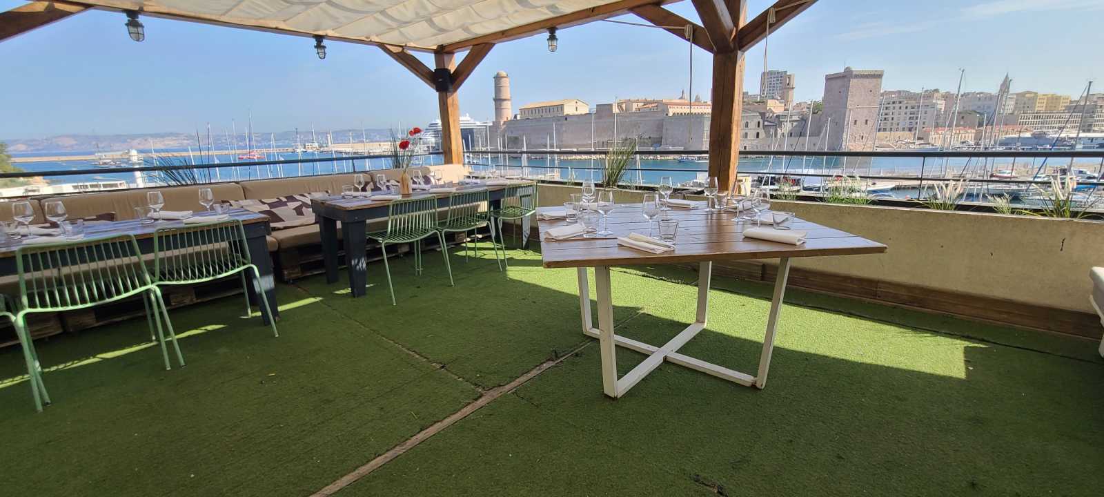 Rooftop Rowing Club Restaurant en Marsella - 2