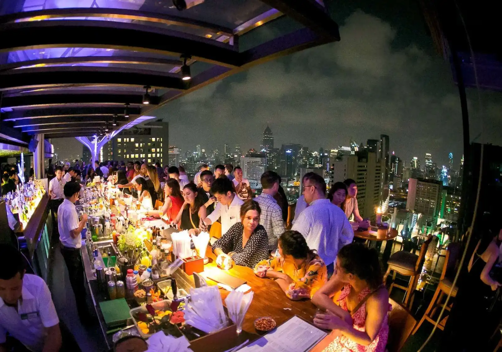 Rooftop Above Eleven en Bangkok - 2