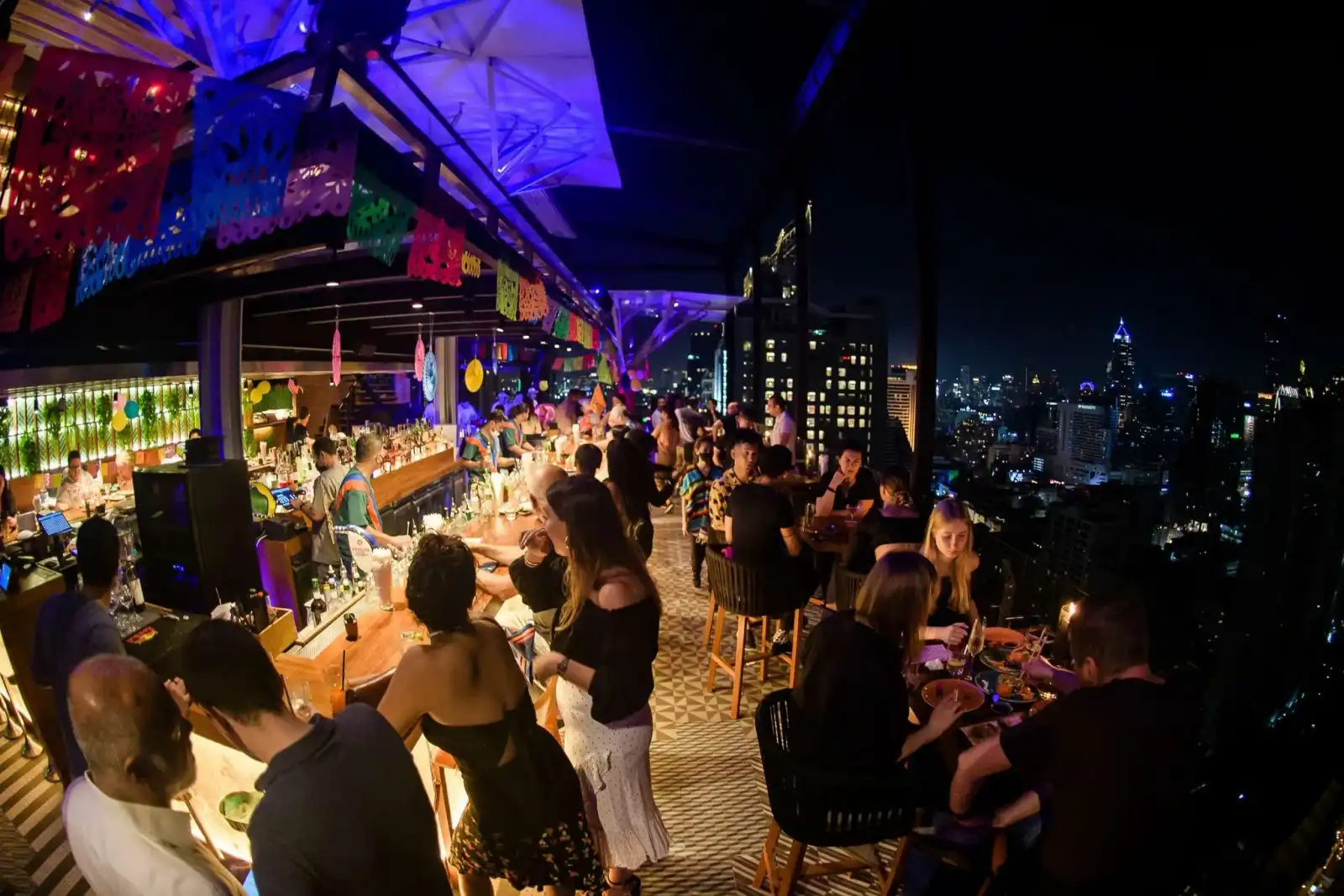 Rooftop Above Eleven en Bangkok - 4