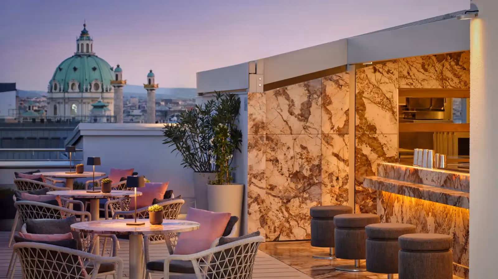 Atmosphere Rooftop Bar en Viena - 1