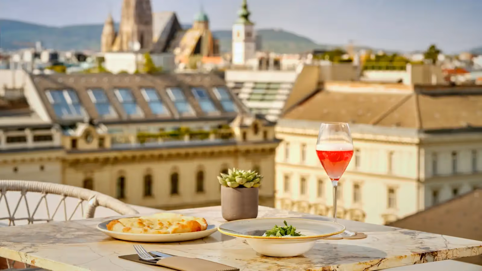 Atmosphere Rooftop Bar en Viena - 2