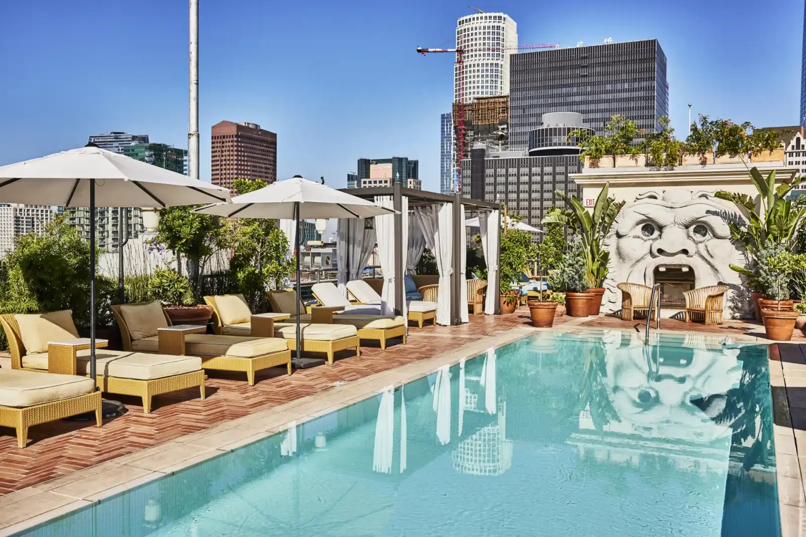 Rooftop Bar Clara en Los Ángeles - 1