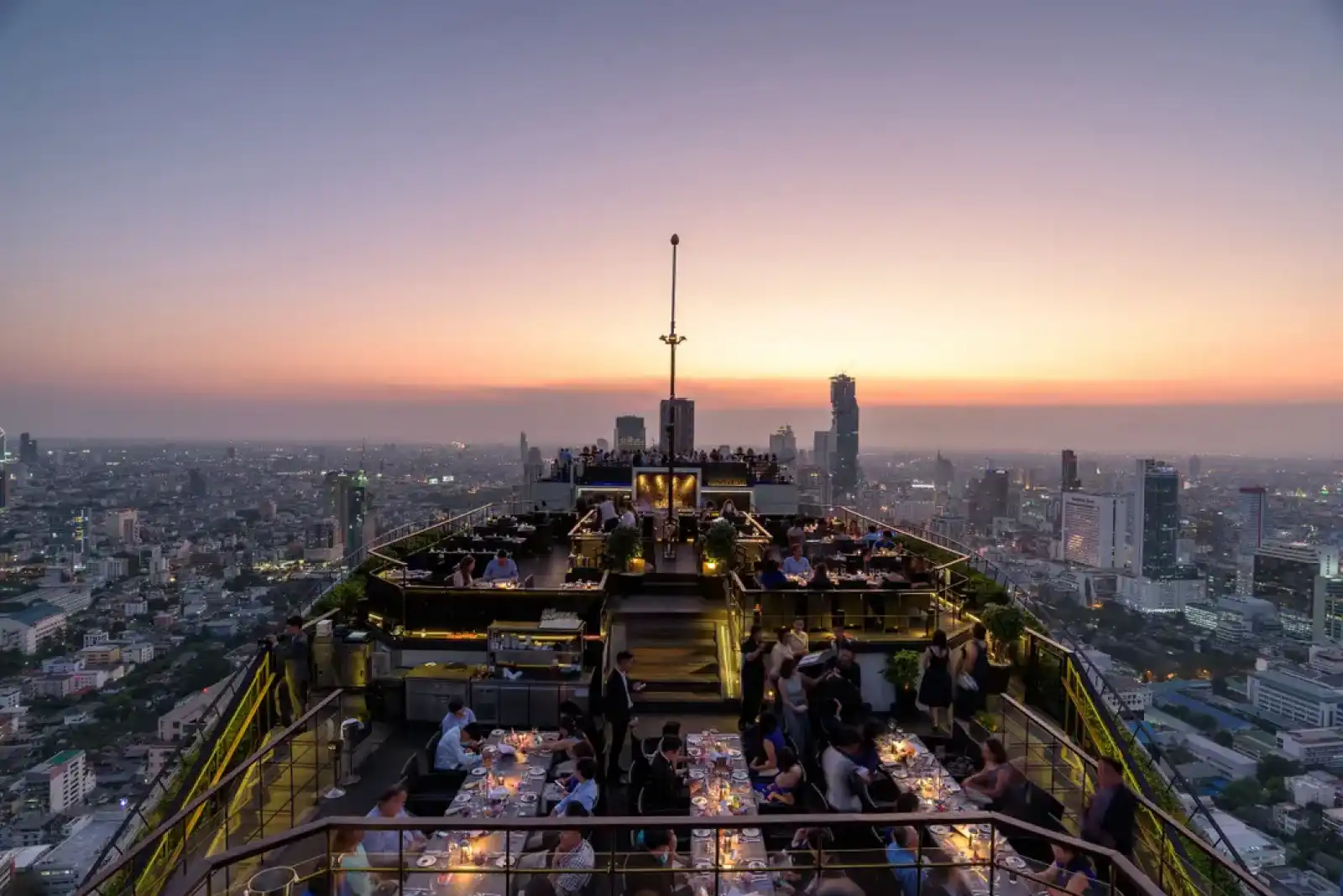 Rooftop Vertigo & Moon Bar en Bangkok - 2