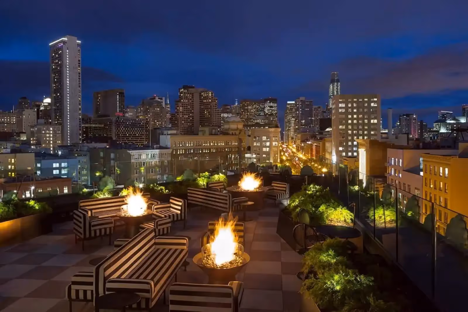 Rooftop Charmaine's en San Francisco - 1