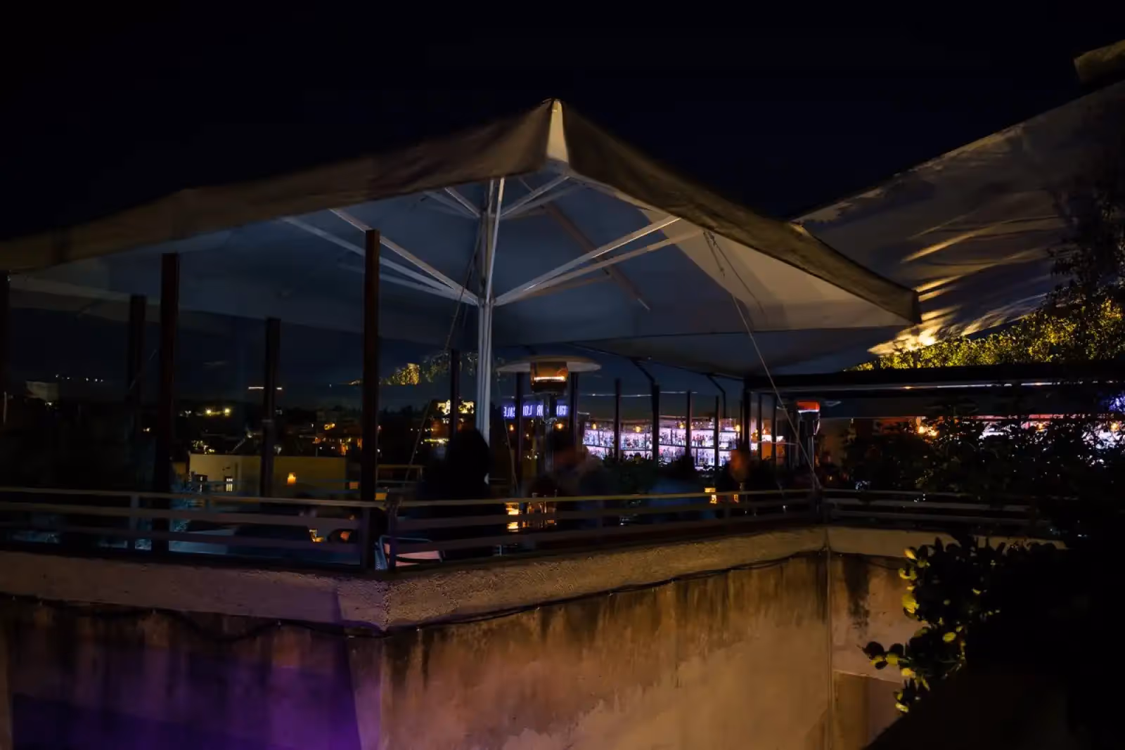 Rooftop Couleur Locale en Atenas - 3