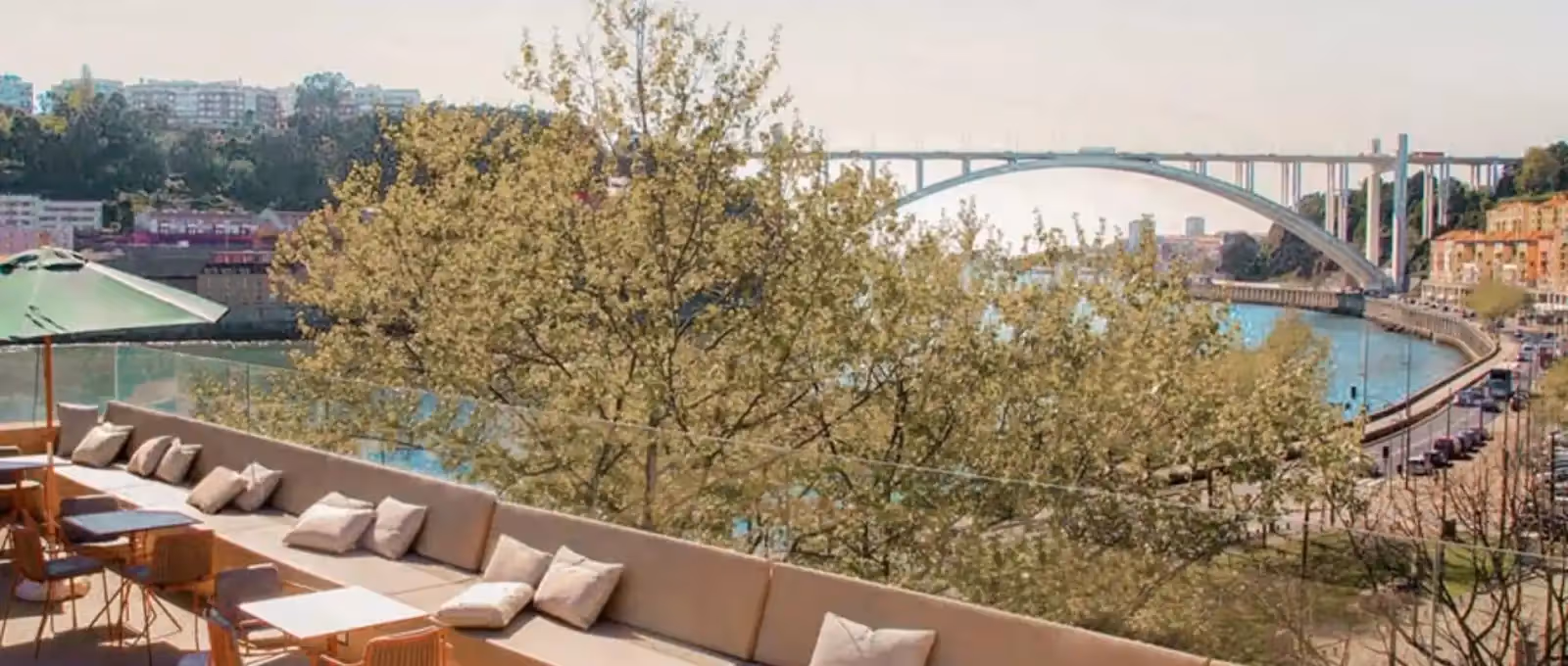 Rooftop Douro Sky Lounge en Oporto - 2
