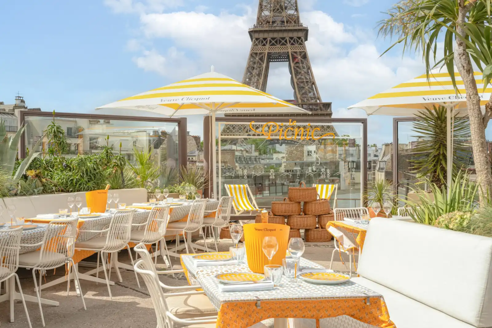 Rooftop Les Ombres en Paris - 1