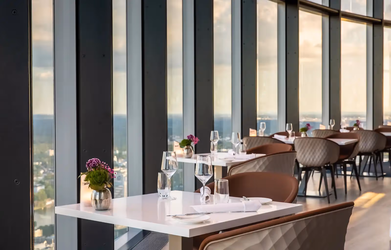Rooftop Main Tower Restaurant & Lounge en Fráncfort - 3
