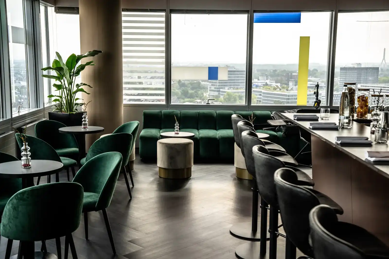 Rooftop MIA Restobar en Düsseldorf - 1