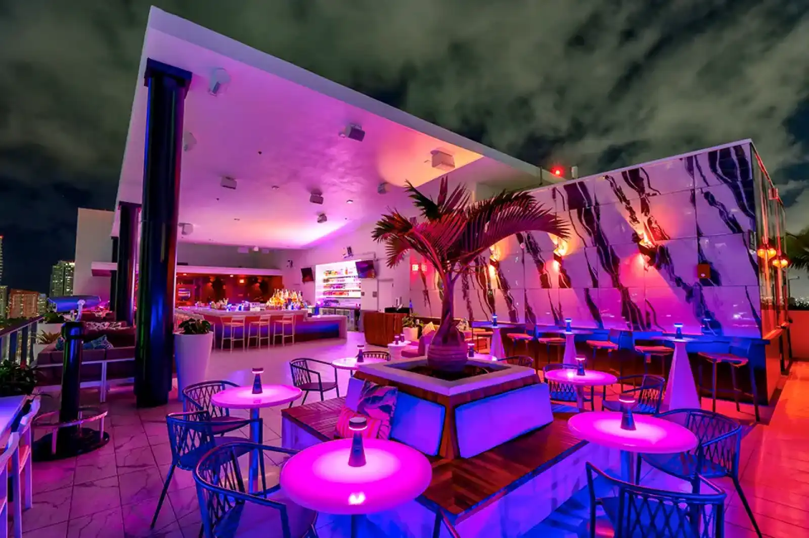 Rooftop Rosa Sky en Miami - 3