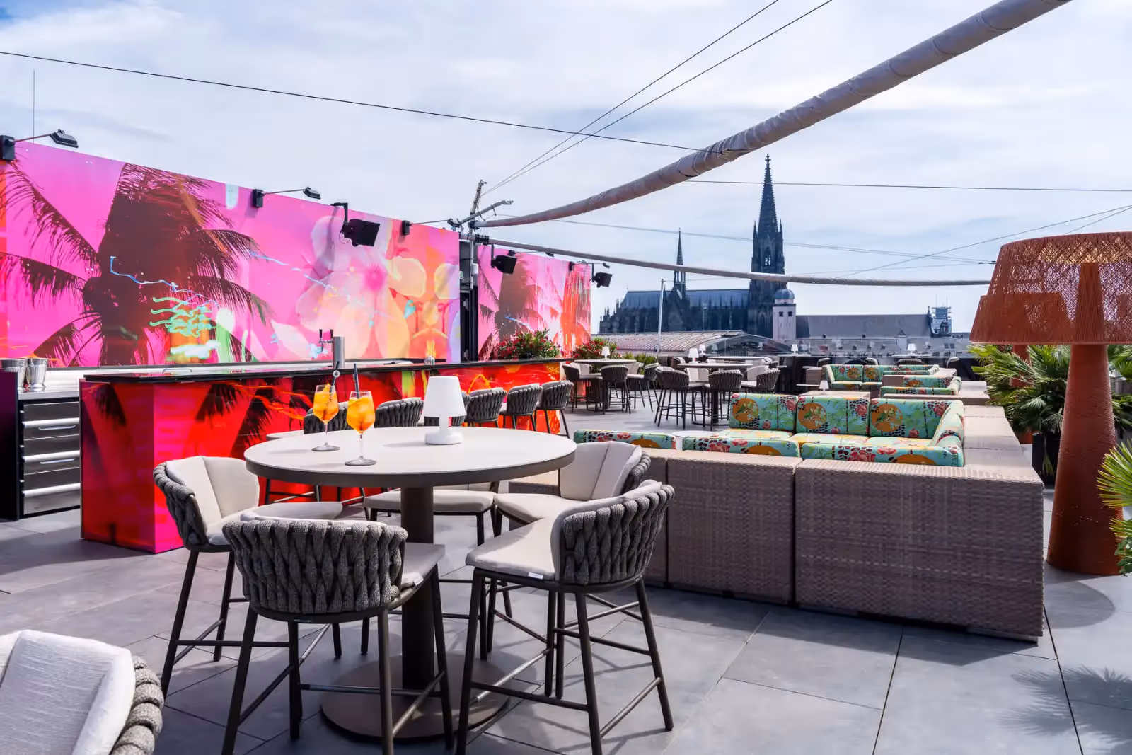 Rooftop Sky Lounge en Colonia - 2