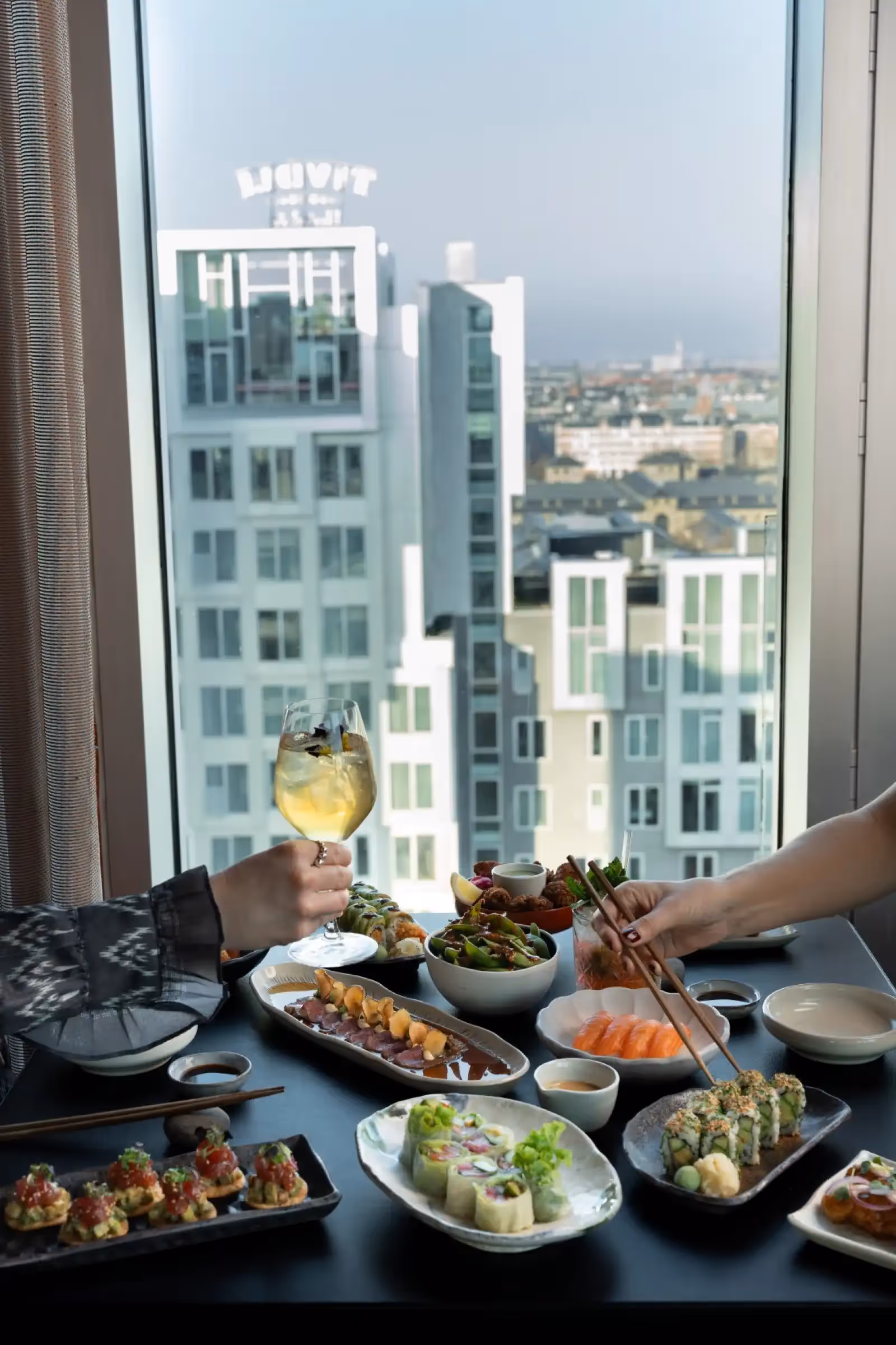 Rooftop Sticks'n'Sushi Tivoli Hotel en Copenhague - 3