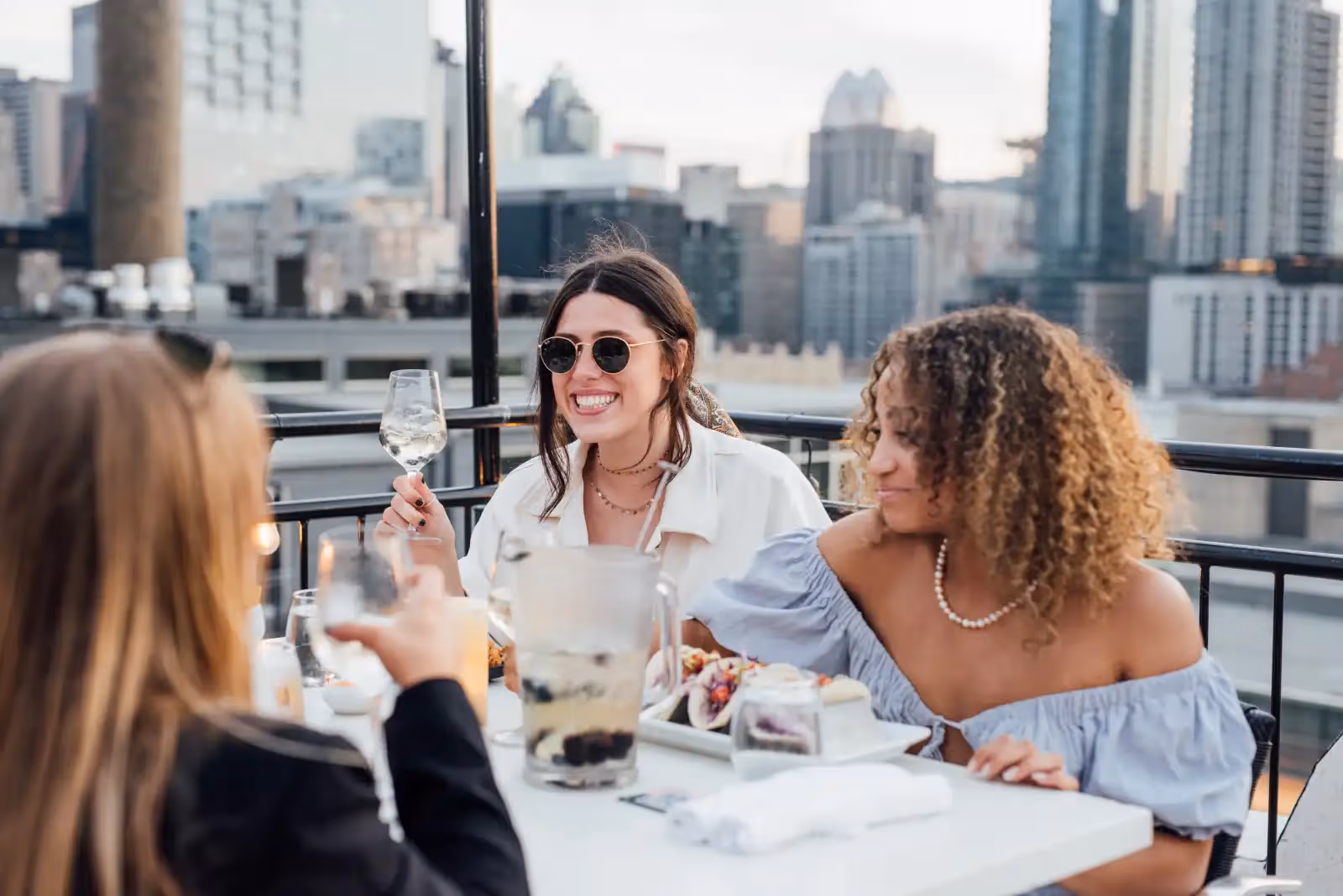 Rooftop Terrasse Place d'Armes en Montreal - 1