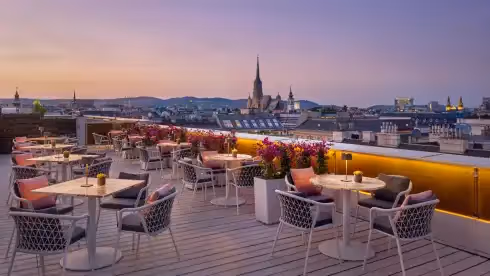 Atmosphere Rooftop Bar Viena