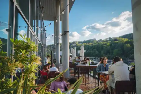 Rooftop Gourmet Bar Lyon Confluence Lyon