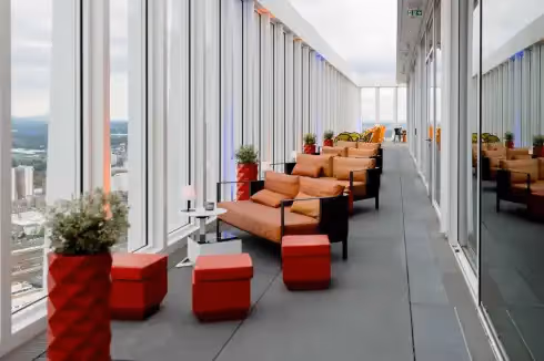 Rooftop NFT Skybar Fráncfort