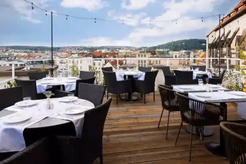 Rooftop Pytloun Sky Bar Praga