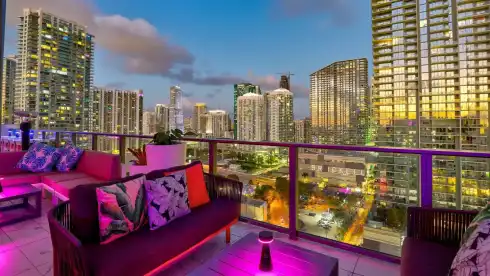 Rooftop Rosa Sky Miami
