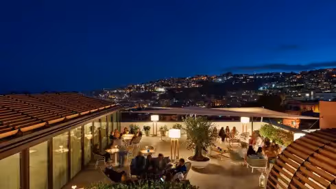 Rooftop The NIQ Bar Nápoles