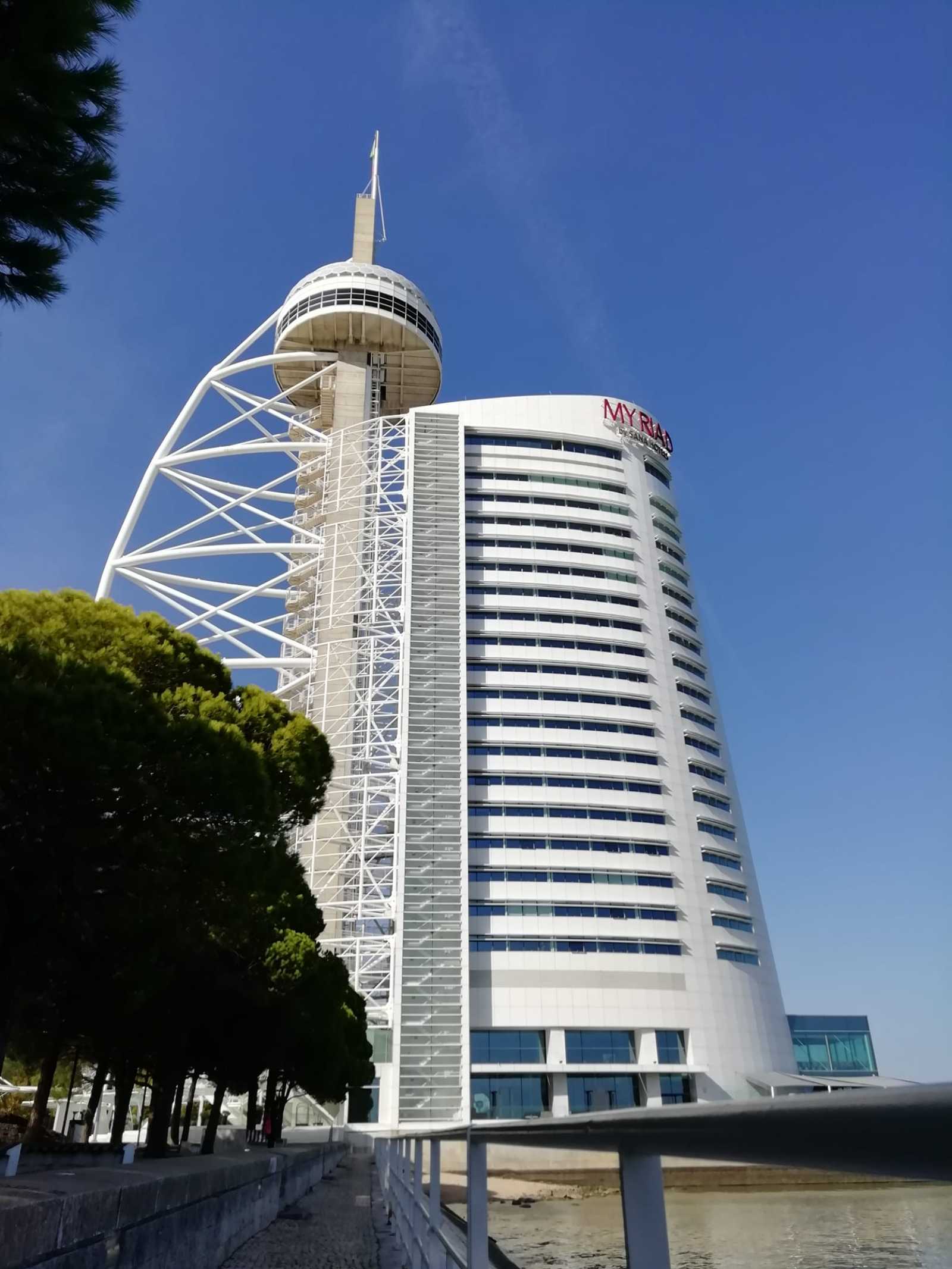 Rooftop Vasco da Gama Tower Babylon 360º en Lisboa - 4